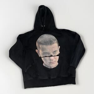Oh Nom Uh Nit Paris Eleven Hoodie Black Medium Stranger Things Graphic 24x23